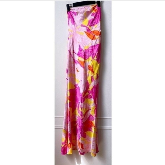 Retrofete Keaton Silk Floral Maxi Dress - Picture 5 of 6